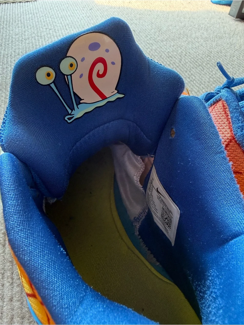 Size 11 - SpongeBob SquarePants x Nike Kyrie 5 Pineapple House Shoes